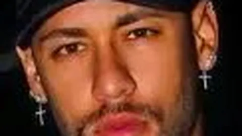 马布里回应体重增加：休赛期美食诱惑难挡