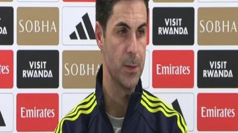 国足启幕伊万科维奇时代：新主教练上任